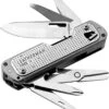 Leatherman Free T4 Zakmes - 12 Functies - RVS/Zilver - Veiligheidsclip 2 Leatherman Free T4 Zakmes - 12 Functies - RVS/Zilver - Veiligheidsclip -Falke Shop 1074x1200
