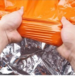 Merkloos Noodslaapzak - Noodtent - Tweepersonen -| Survival Slaapzak | Emergency Sleeping Bag | Nooddeken | Backpack | Nood Tent | Noodtent | Hiken 17 Merkloos Noodslaapzak - Noodtent - Tweepersonen -| Survival Slaapzak | Emergency Sleeping Bag | Nooddeken | Backpack | Nood Tent | Noodtent | Hiken -Falke Shop 1170x1200 1