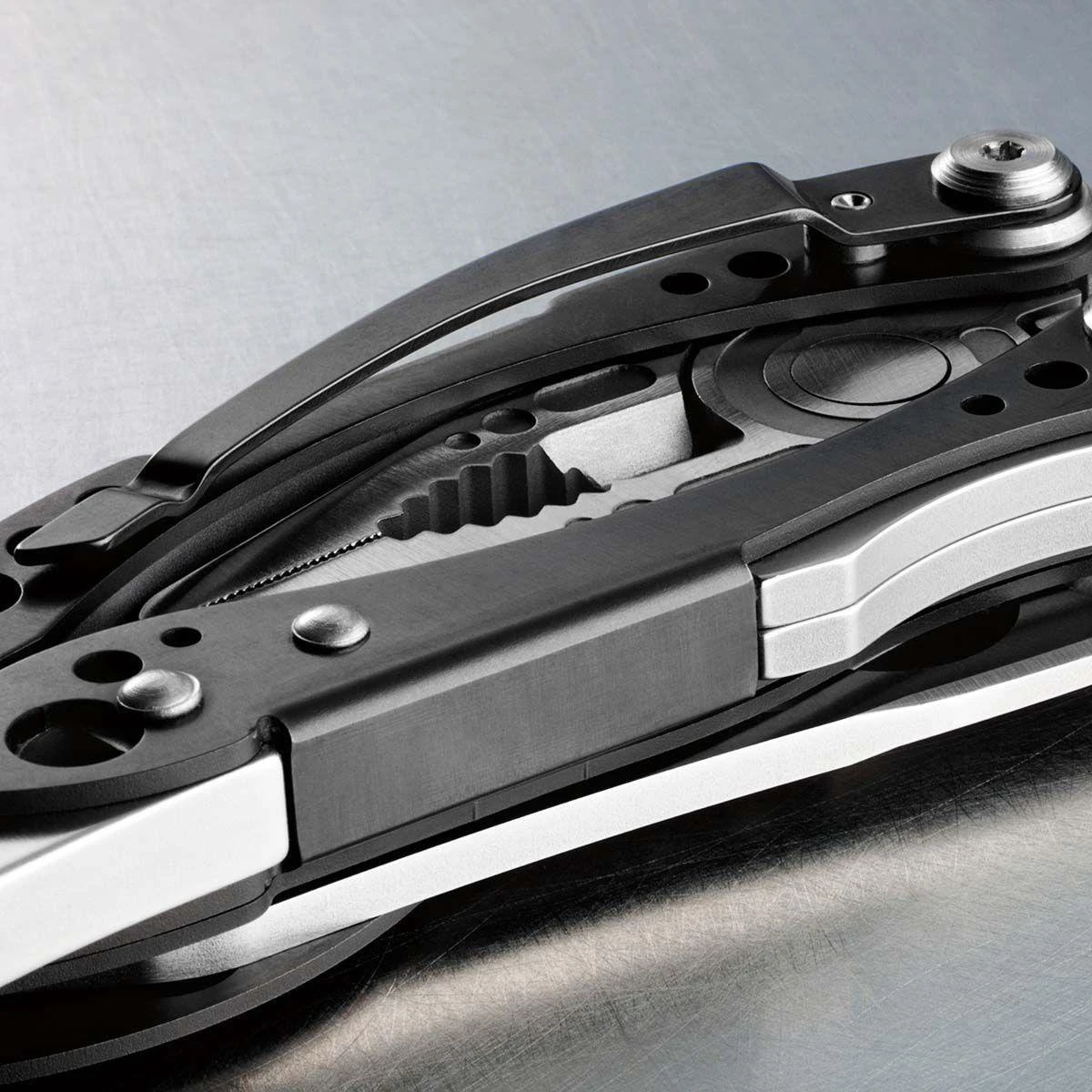 Leatherman Skeletool CX Zakmes - Multitool - Zwart 6 Leatherman Skeletool CX Zakmes - Multitool - Zwart - Afbeelding 4