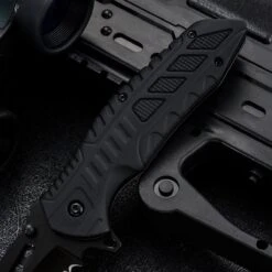 Sefaras Survival Zakmes J01 - Mes Met Tanden Aan 2 Kanten - 3cr13/Aluminum - Inklapbaar - Broekclip - Voor Kamperen - RVS - Zwart -Falke Shop 1200x1200 172