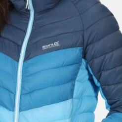 De Regatta Harrock Wandeljas - Dames - Waterafstotend - Geïsoleerd - Donker Blauw 17 De Regatta Harrock Wandeljas - Dames - Waterafstotend - Geïsoleerd - Donker Blauw -Falke Shop 1200x1200 6