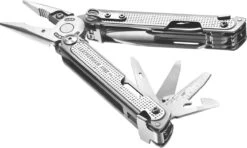Leatherman Free P4 Multitool - 21 Functies - RVS - Zilver - Nylon Etui
