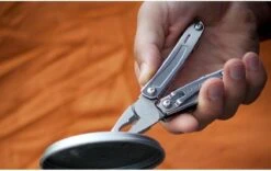 Leatherman Wingman Zakmes - Zilver Kleurig 25 Leatherman Wingman Zakmes - Zilver Kleurig -Falke Shop 1200x757