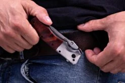 Survival Zakmes Outdoor – 1 Hand Open Systeem En Broekclip – 20.5 CM Vouwmes – RVS – Lion Gear KN-02 -Falke Shop 1200x800 5