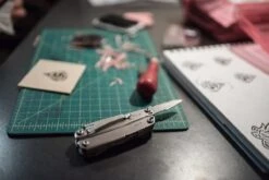 Leatherman Wingman Zakmes - Zilver Kleurig 35 Leatherman Wingman Zakmes - Zilver Kleurig -Falke Shop 1200x801 7