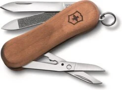 Victorinox EvoWood 81 Zakmes 5 Functies Walnoten -Falke Shop 1200x889