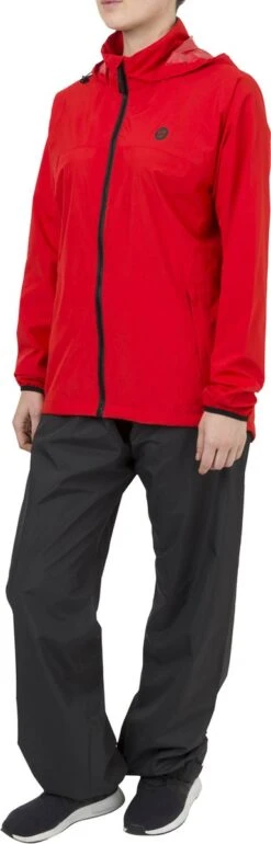 AGU GO Regenjas Essential Unisex - Rood - XXL - Dames & Heren - Waterdicht & Ademend 37 AGU GO Regenjas Essential Unisex - Rood - XXL - Dames & Heren - Waterdicht & Ademend -Falke Shop 385x1200