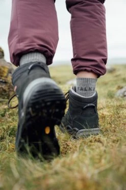 FALKE TK2 Explore Wool Short Wandelen Anti Blaren, Anti Zweet Merino Wol Dames Sportsokken Rood - Maat 39-40 -Falke Shop 800x1200 108