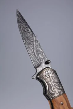 Zakmes - Damascus - Survival - Outdoor Mes - Pocket Knife - Vlijmscherp - Houten Handvat - Stoer - Hunting Knife - Kamperen - 22cm - Cadeau Tip -Falke Shop 801x1200 4