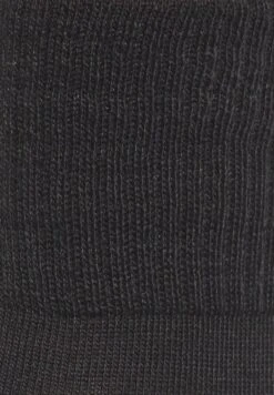 FALKE TK5 Wander Short Wandelen Anti Blaren, Anti Zweet Merino Wol Dames Sportsokken Zwart - Maat 37-38 41 FALKE TK5 Wander Short Wandelen Anti Blaren, Anti Zweet Merino Wol Dames Sportsokken Zwart - Maat 37-38 -Falke Shop 833x1200 13