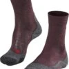 FALKE TK2 Explore Melange Wandelen Anti Blaren, Anti Zweet Merino Wol Dames Sportsokken Rood - Maat 39-40 2 FALKE TK2 Explore Melange Wandelen Anti Blaren, Anti Zweet Merino Wol Dames Sportsokken Rood - Maat 39-40 -Falke Shop 908x1200 4