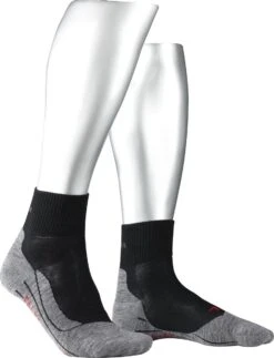 FALKE TK5 Wander Short Wandelen Anti Blaren, Anti Zweet Merino Wol Heren Sportsokken Zwart - Maat 44-45 34 FALKE TK5 Wander Short Wandelen Anti Blaren, Anti Zweet Merino Wol Heren Sportsokken Zwart - Maat 44-45 -Falke Shop 919x1200 2